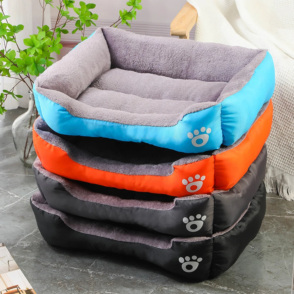 Cuccia Divano Quadrata Morbida per Cani - Cuscino Lavabile per Cani e Gatti, Calore Invernale