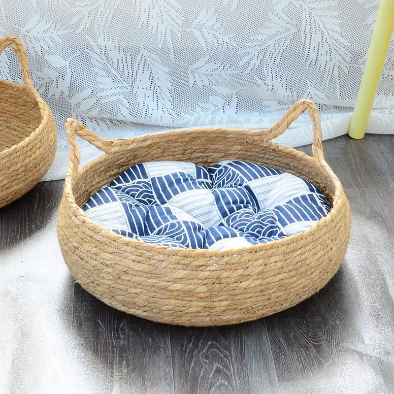 OUZEY Rattan Cat Bed with Cushion - Soft Warm Donut Style Pet House for Kittens and Puppies