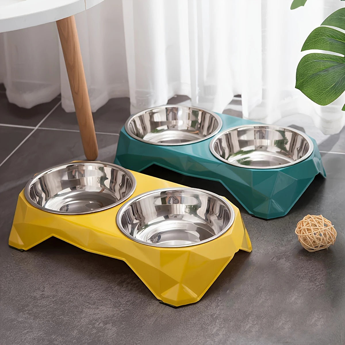 Stainless Steel Double Pet Bowl with Diamond Pattern - Large Capacity Non-Slip Food & Water Feeder for Dogs and Cats